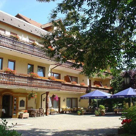 Ringhotel Garni Pflug 오버키르히 외부 사진