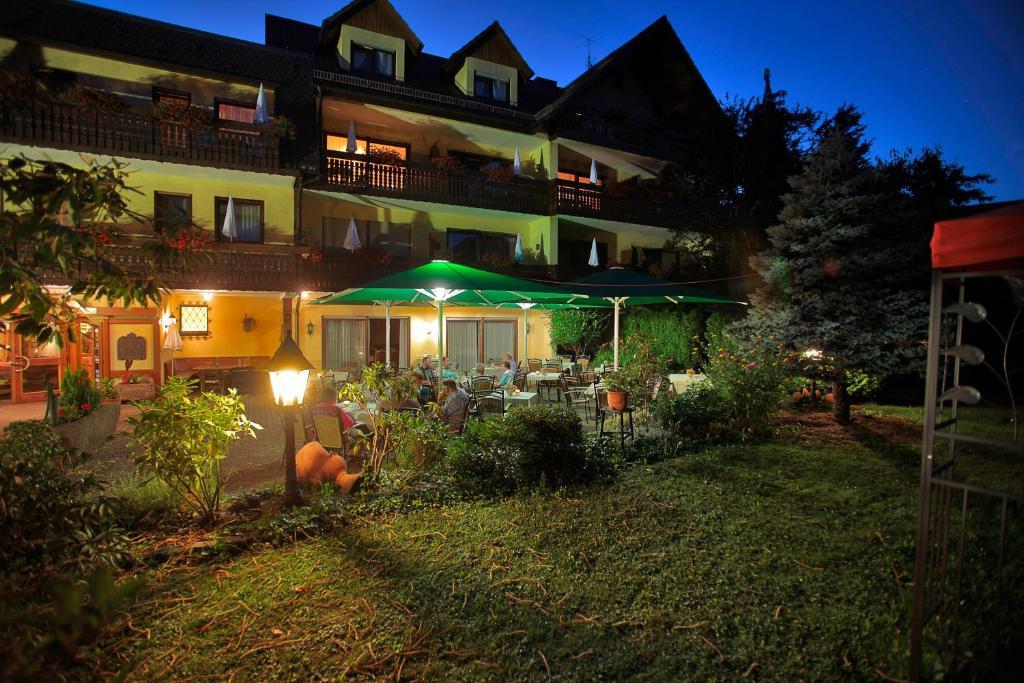 Ringhotel Garni Pflug 오버키르히 외부 사진